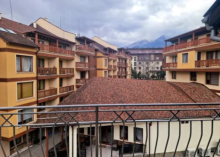 Mountain View Maggie